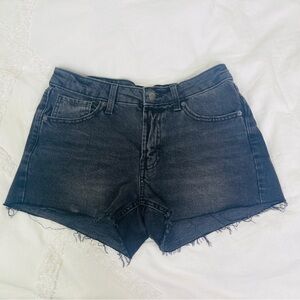 Black Low Rise Denim Jean shorts size 2 size small